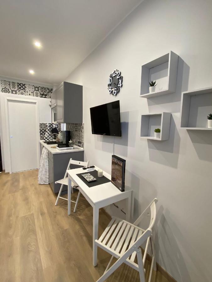 Casa Melina Apartment คาตาเนีย ภายนอก รูปภาพ