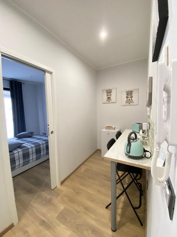 Casa Melina Apartment คาตาเนีย ภายนอก รูปภาพ