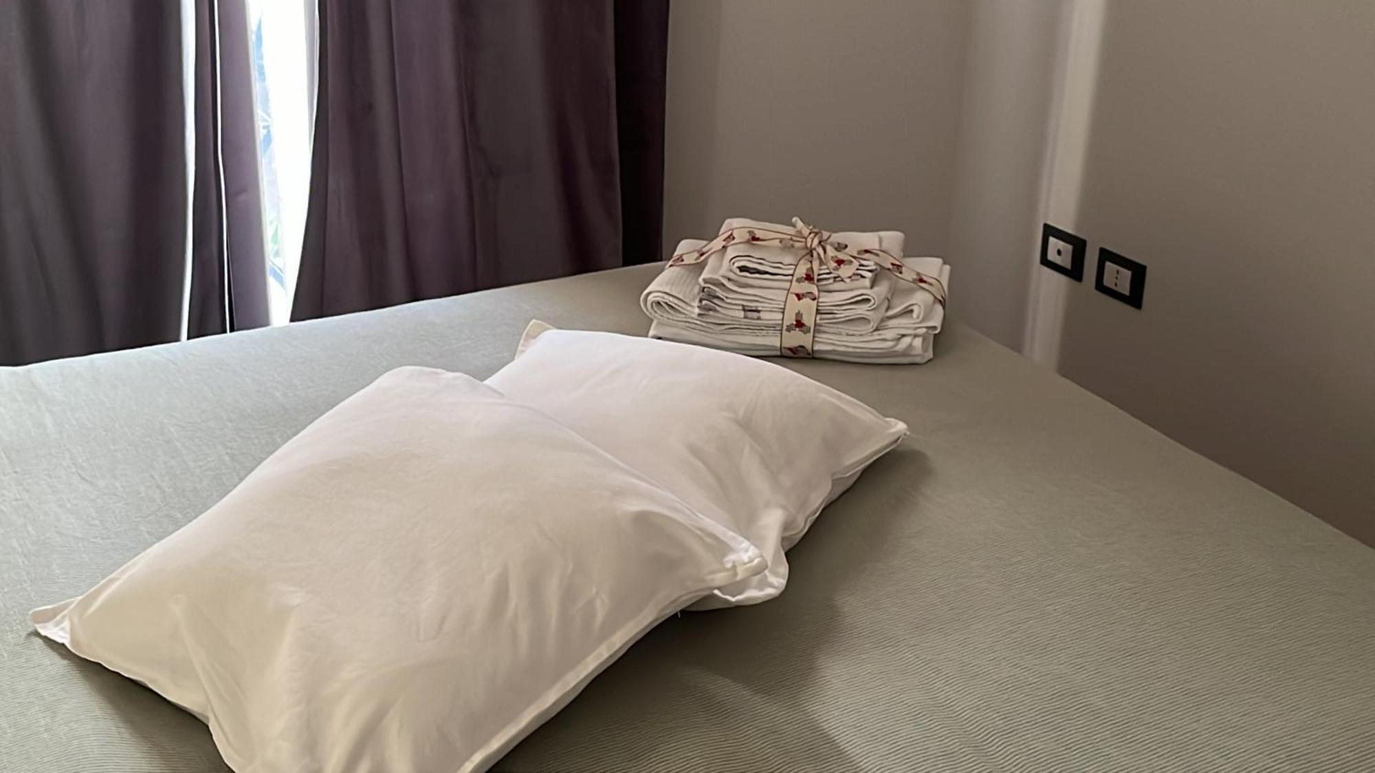 Casa Melina Apartment คาตาเนีย ภายนอก รูปภาพ